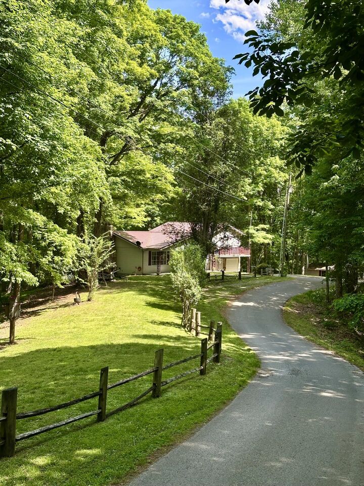Property Photo:  439 Eagles Bluff Road  KY 42633 