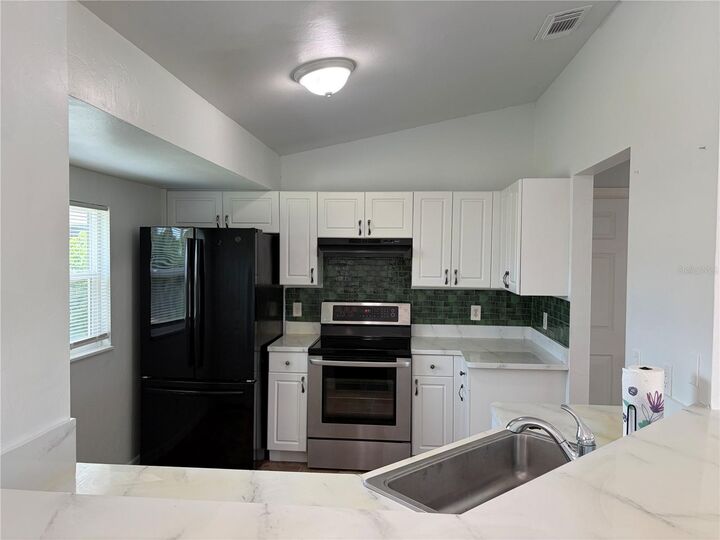 Property Photo:  2723 Yacolt Avenue  FL 34286 