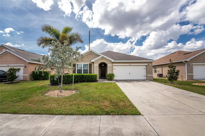 Property Photo:  7164 Mikasa Drive  FL 33950 
