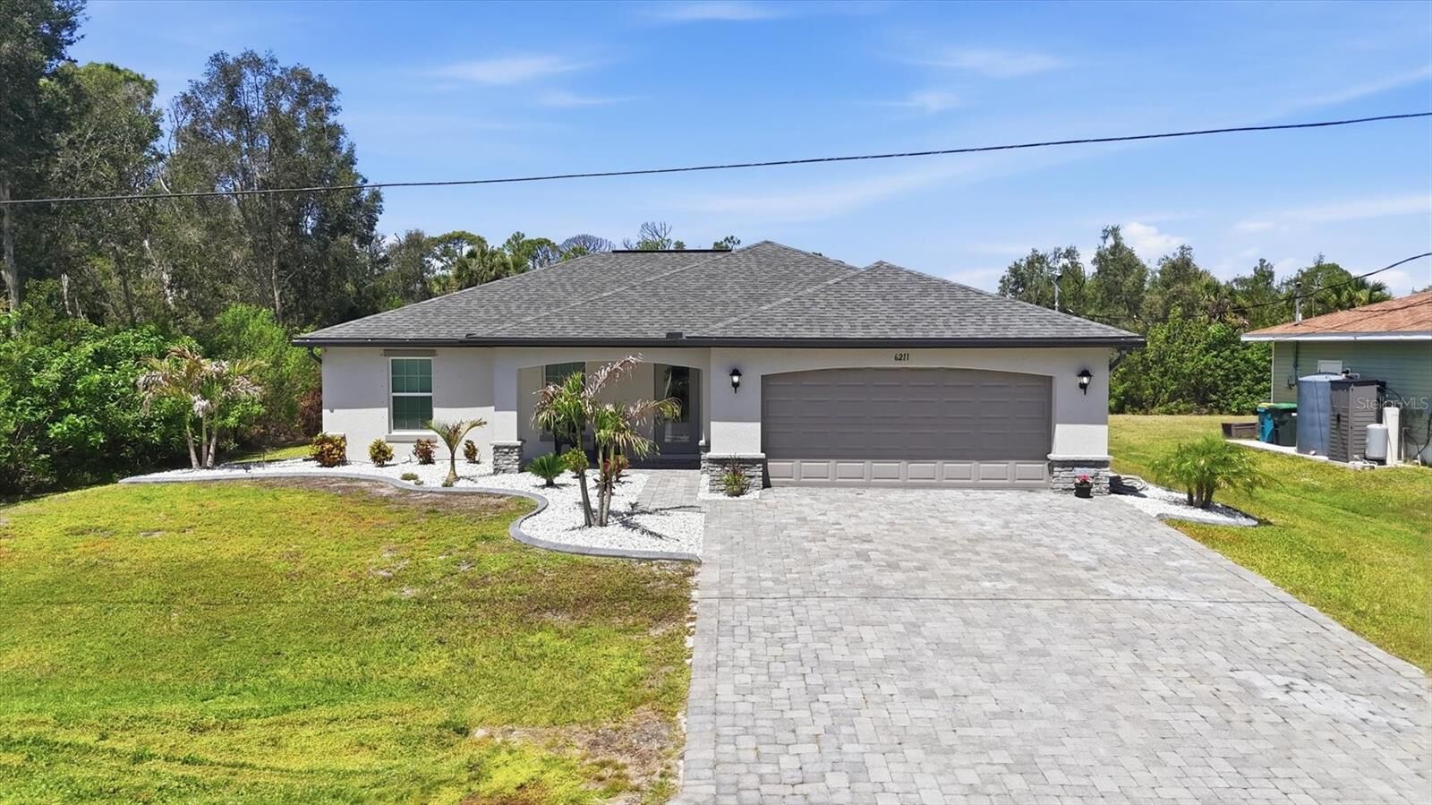 Property Photo: 6211 Tedder Street FL 33981