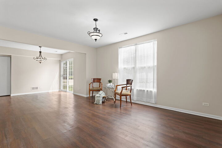 Property Photo:  1071 Symphony Drive  IL 60504 