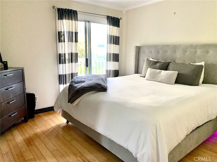 Property Photo:  620 The Village 107  CA 90277 