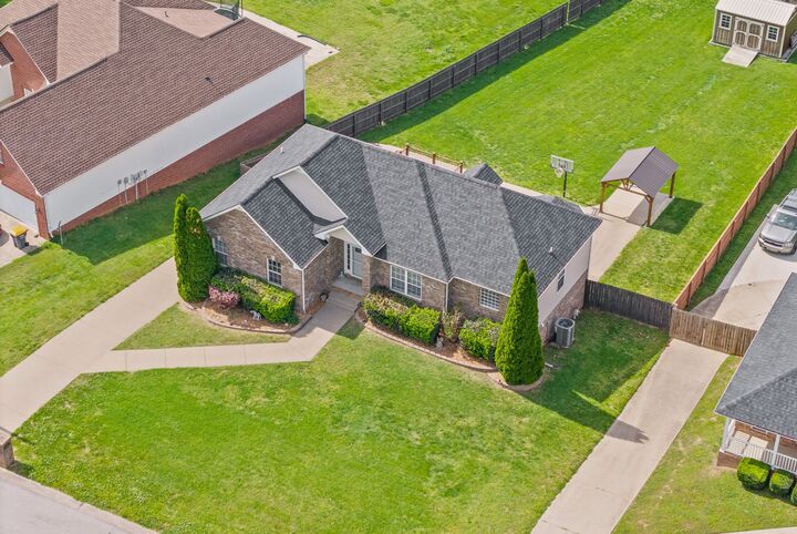 Property Photo:  215 Cody Ct  TN 37043 