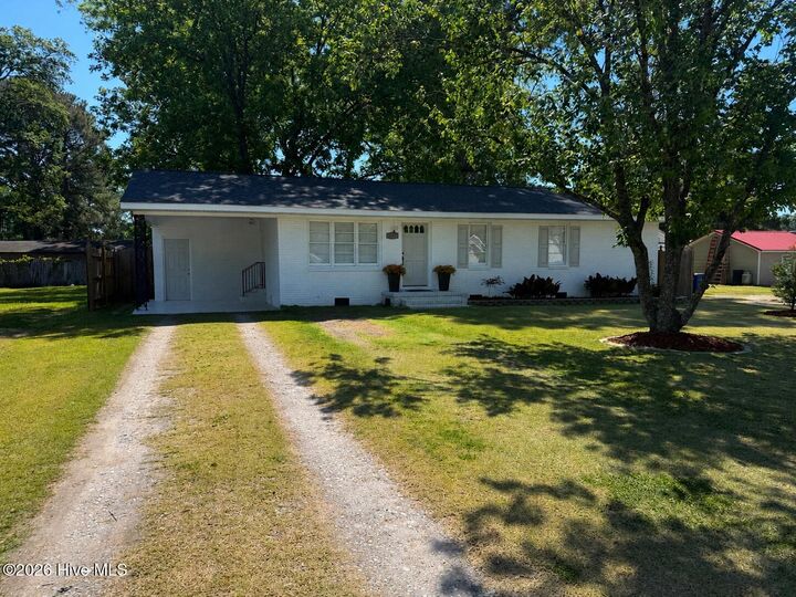 Property Photo: 4155 Lee Street NC 28513