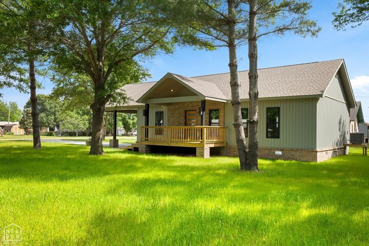 Property Photo:  301 Dogwood Street  AR 72419 