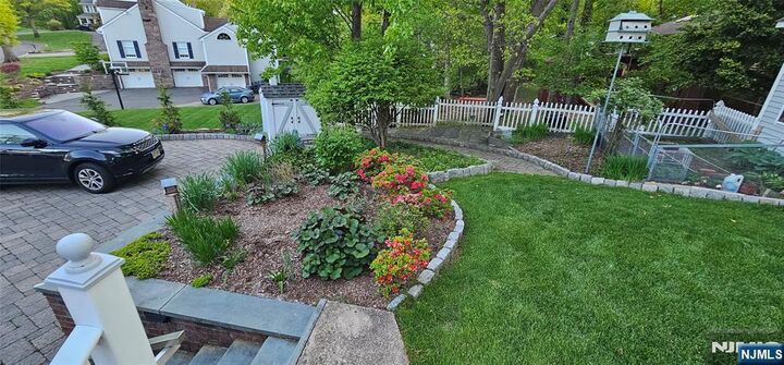 Property Photo:  309 Paul Court  NJ 07481 