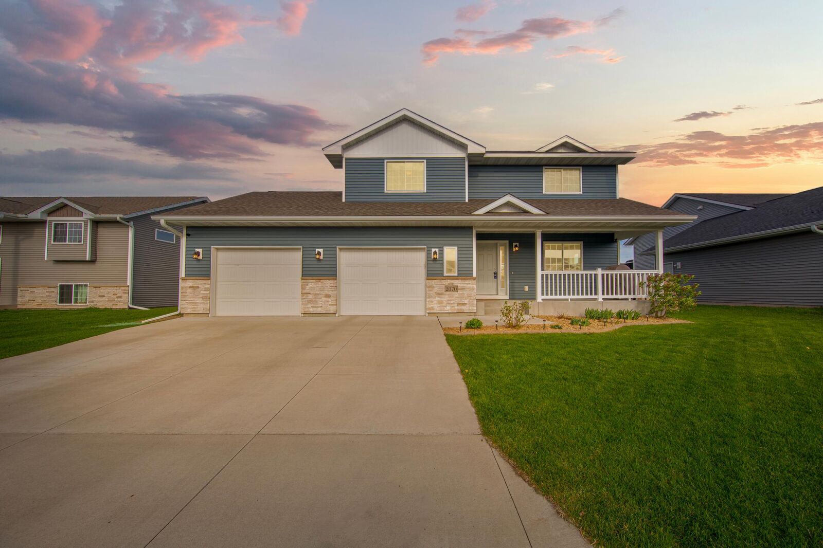 Property Photo:  2070 Pratt Circle  MN 56082 