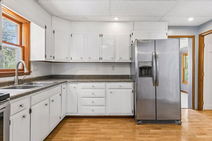 Property Photo: 745 Broadway Street WI 54015