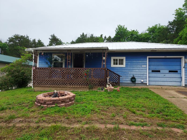 Property Photo:  115 W Cardinal Lane Lane  AR 72644 