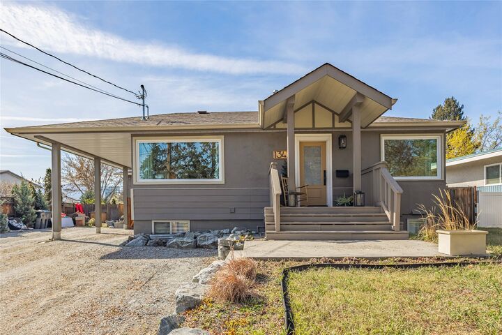 Photo de la propriété:  1347 Highland Drive S  BC V1Y 3V9 