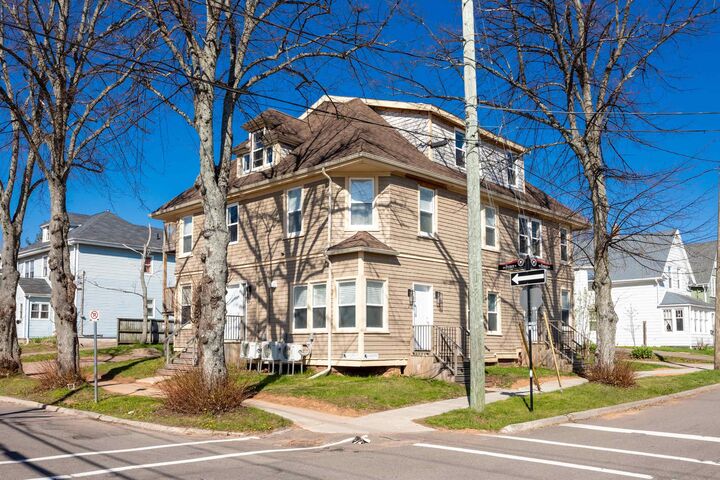 Property Photo: 85 Edward Street PE C1A 5E3