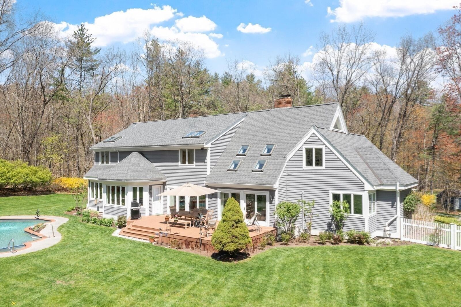 Property Photo:  117 Ayer Road  MA 01451 