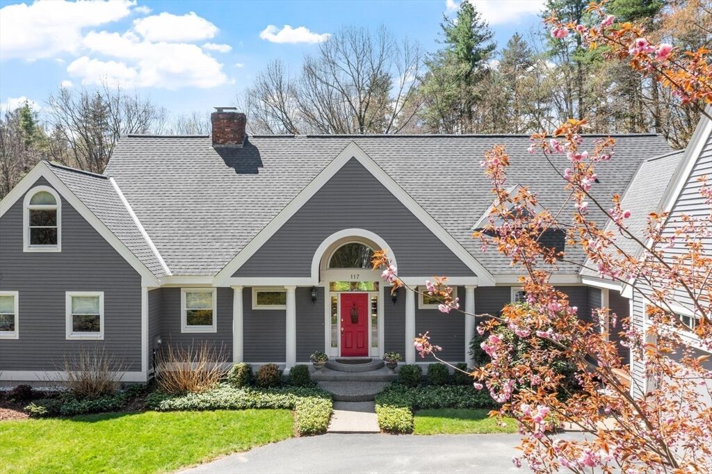 Property Photo:  117 Ayer Road  MA 01451 