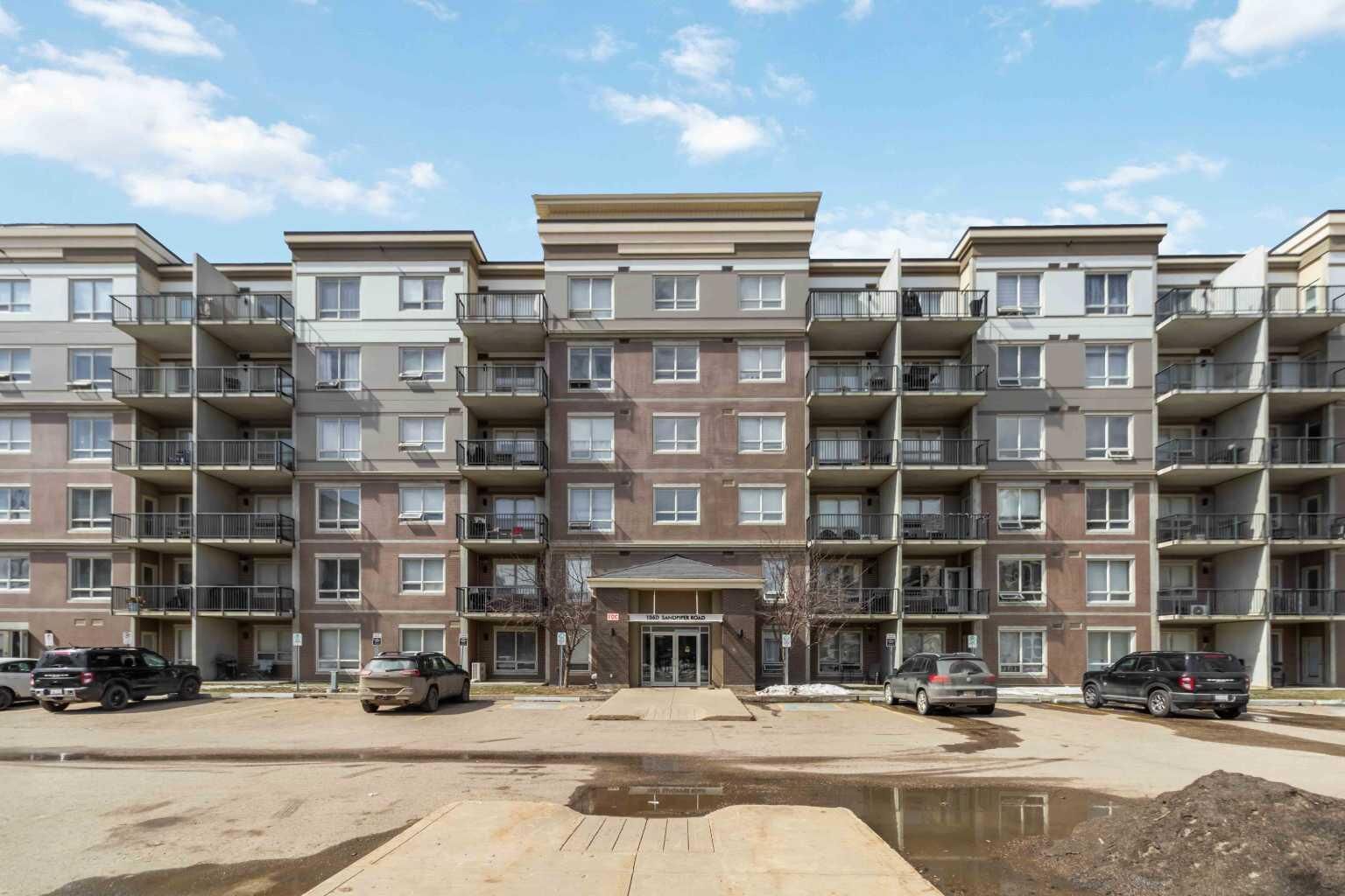 Photo de la propriété: 136D Sandpiper Road 206 AB T9K 0J7