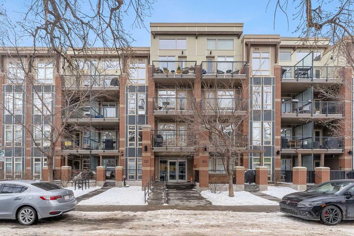 323 20 Avenue SW 220 — photo 1