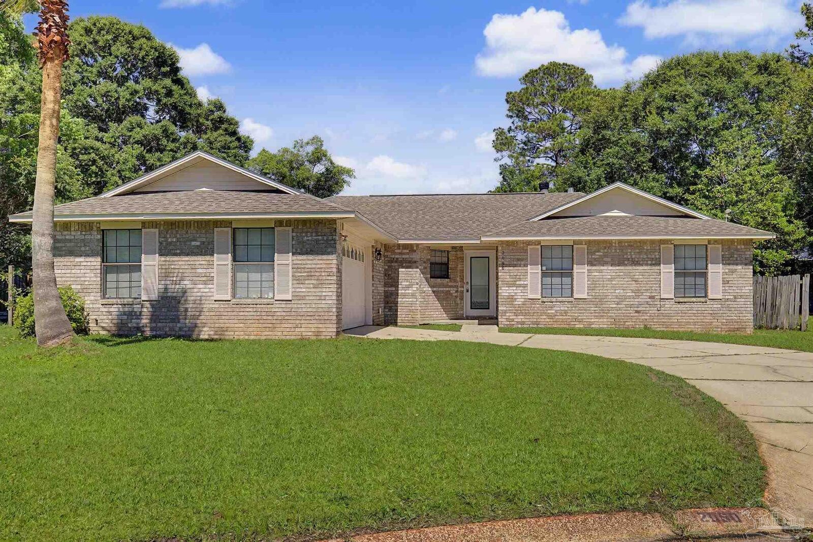 Property Photo:  2090 Silverado Ct  FL 32506 