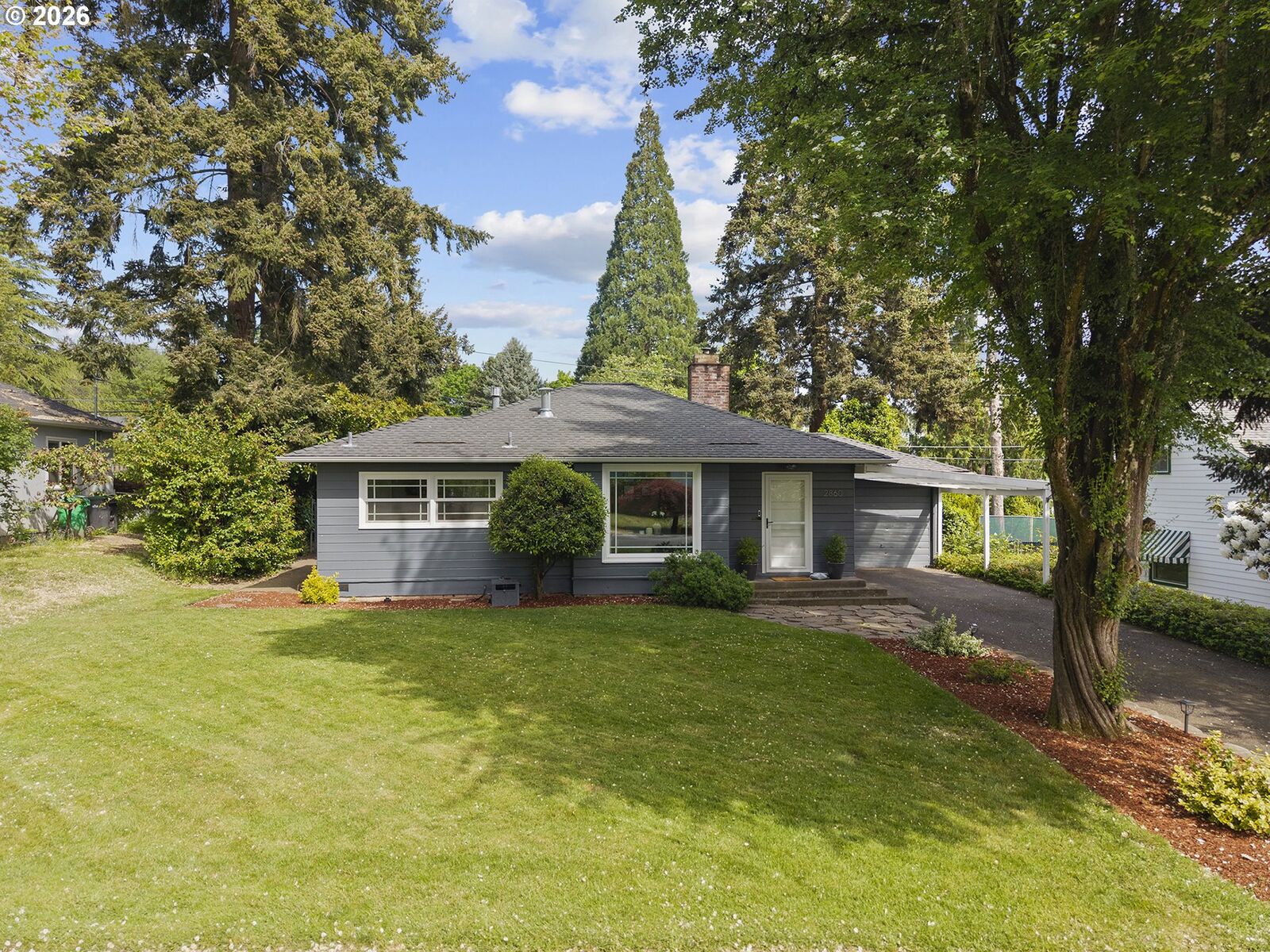 Property Photo:  2860 SW 121st Ave  OR 97005 