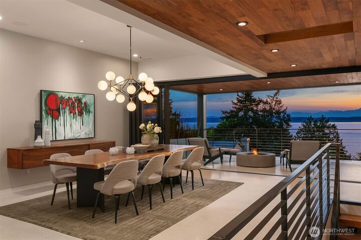 Property Photo: 2825 Magnolia Boulevard W WA 98199