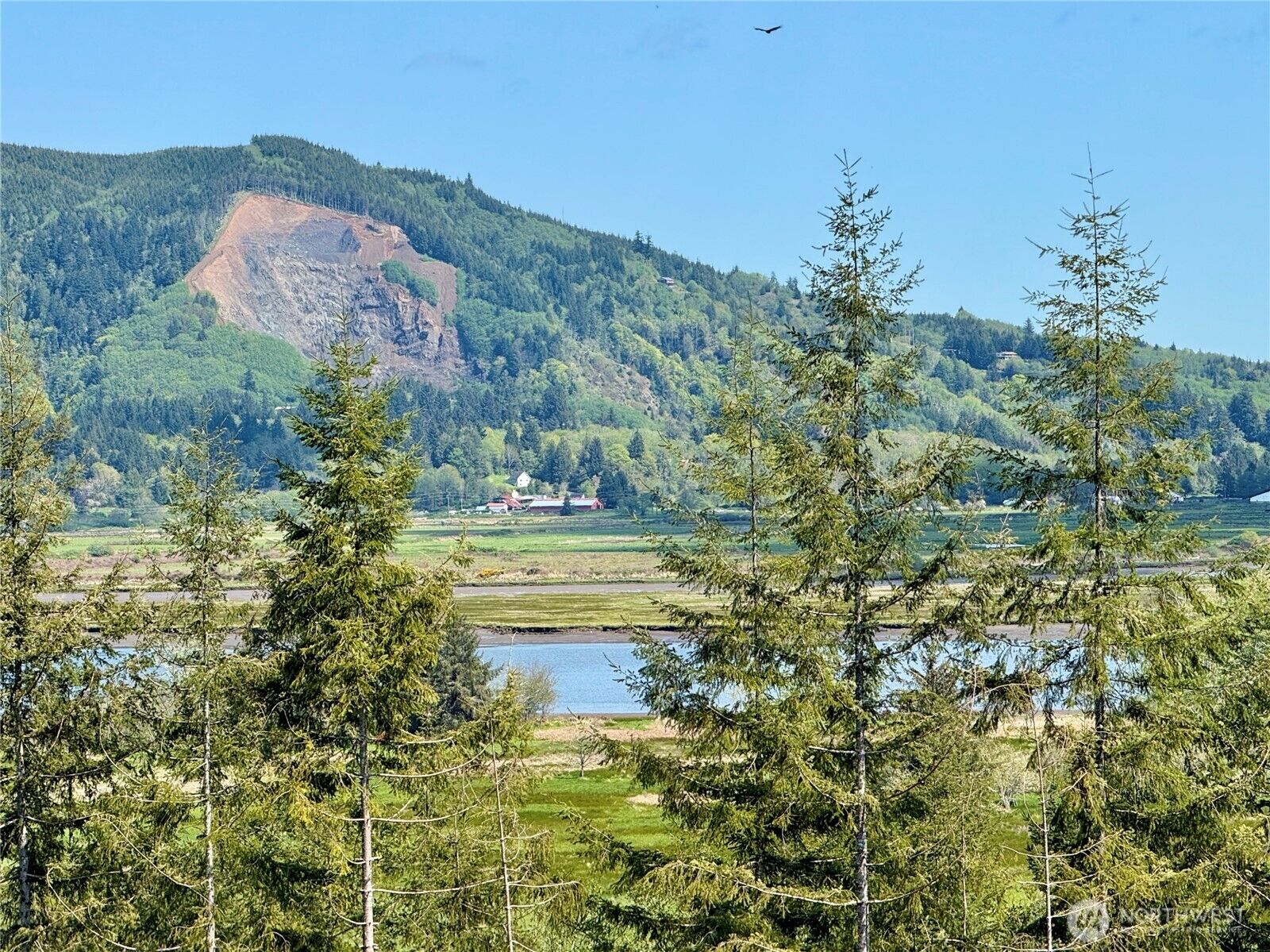 Property Photo:  8468  US Highway 101  WA 98586 