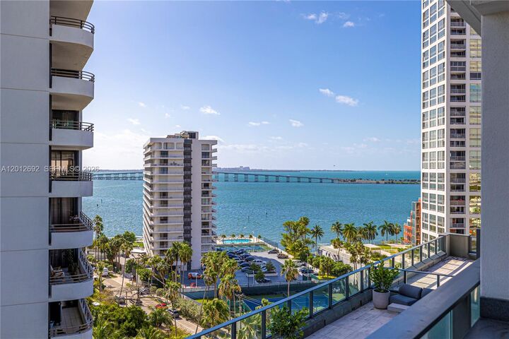 Property Photo: 1451 Brickell Ave 1002 FL 33131