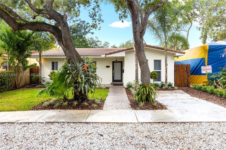Property Photo: 5770 SW 55 St FL 33155