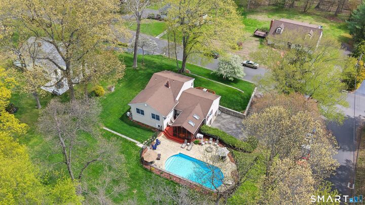 Property Photo:  109 Sterling Road  CT 06611 