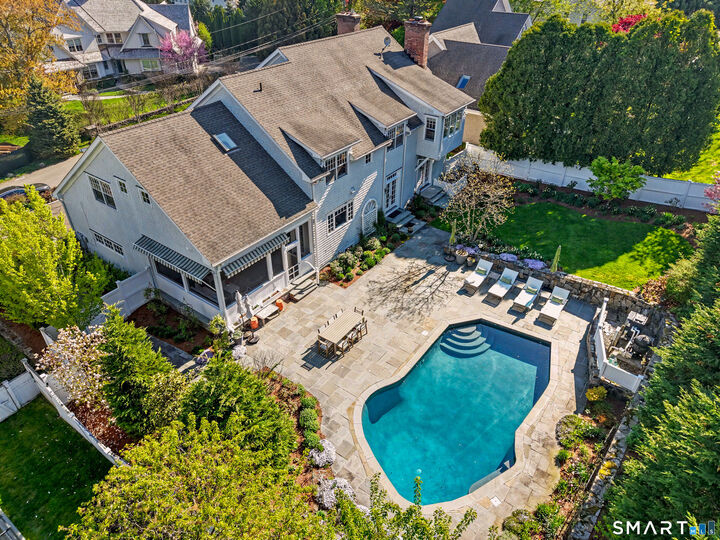 Property Photo:  7 Pond Edge Road  CT 06880 