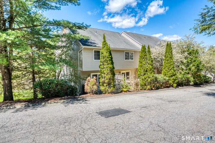 Property Photo:  505 Harwinton Avenue 10  CT 06790 