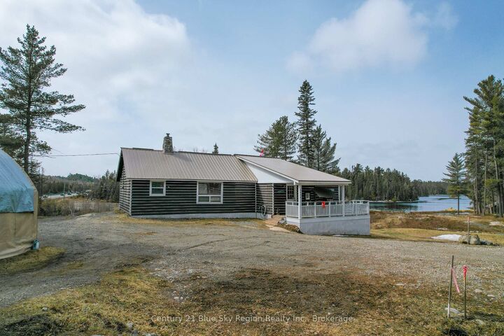 Photo de la propriété:  6454 &Amp 6450 Highway 11N N/A  ON P0H 2H0 