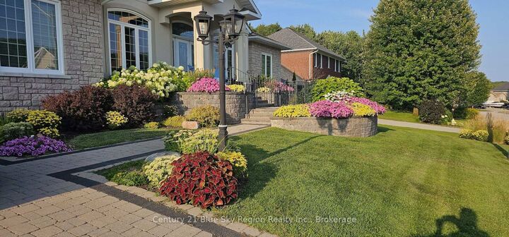 Property Photo: 30 Vermont Crescent ON P1C 1L5