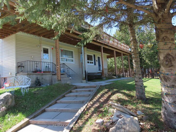 Property Photo: 4716 Penetanguishene Road ON L0L 1V0