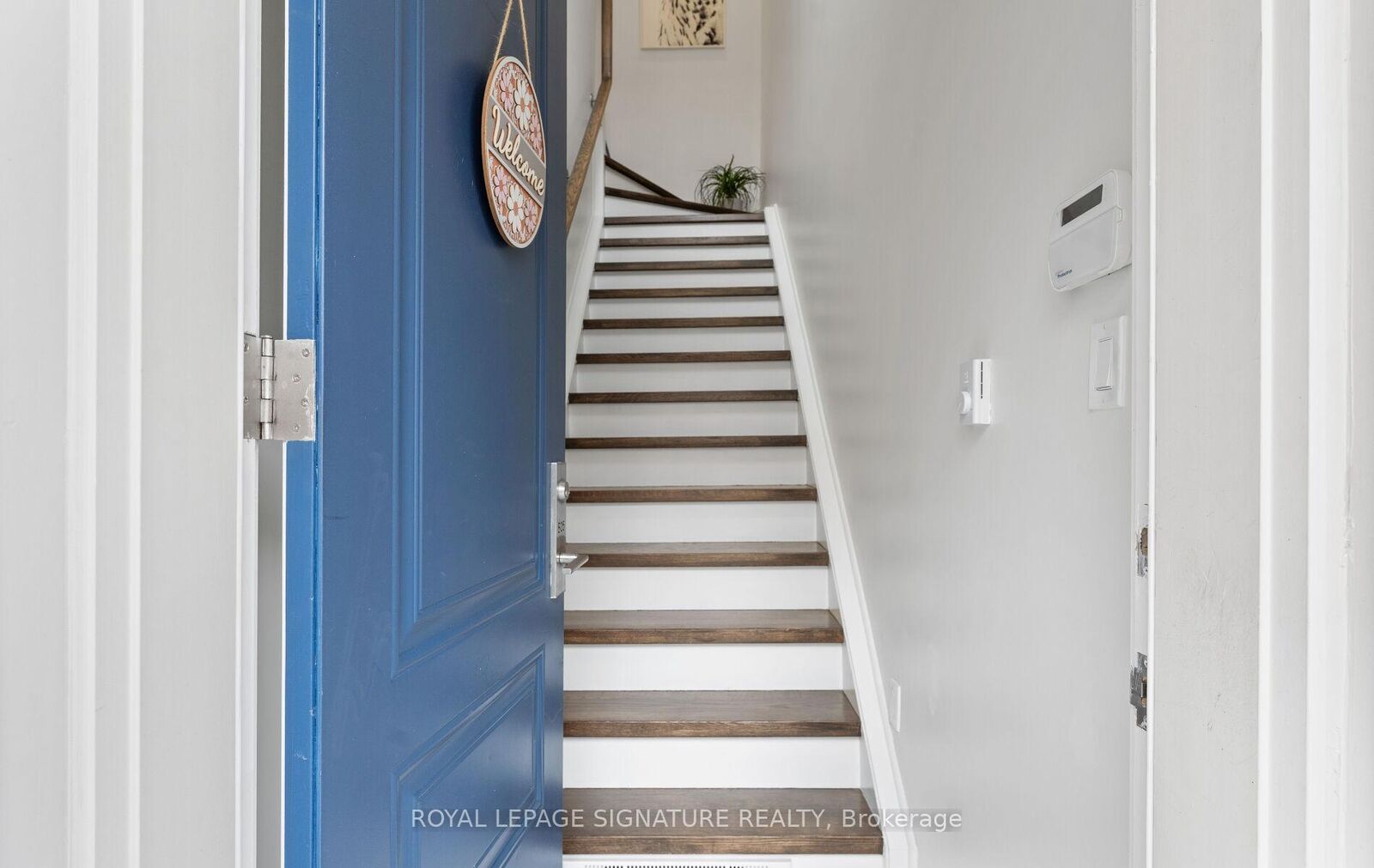 Property Photo:  26 Bruce Street B05  ON L4L 0H4 