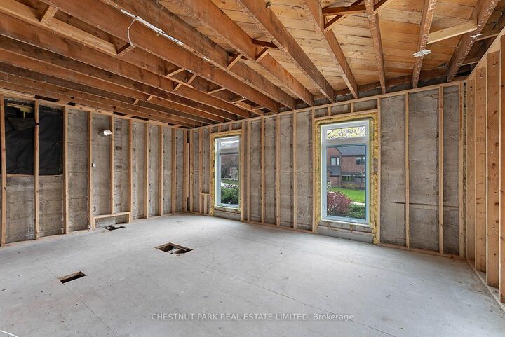 Property Photo: 42 Glenayr Road ON M5P 3B8