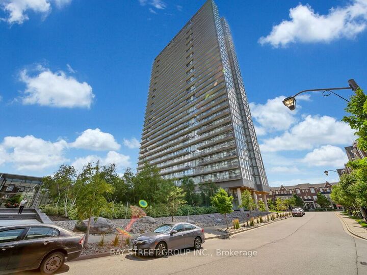 Property Photo: 105 The Queensway Avenue 1501 ON M6G 5B5
