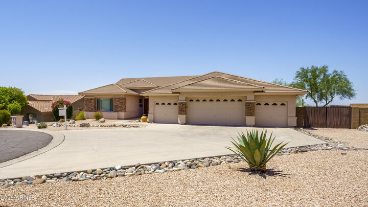 Property Photo: 6382 S Mesa Vista Circle S AZ 85118