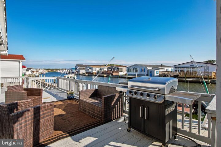 Property Photo:  26277 Cove Drive 45940  DE 19966 