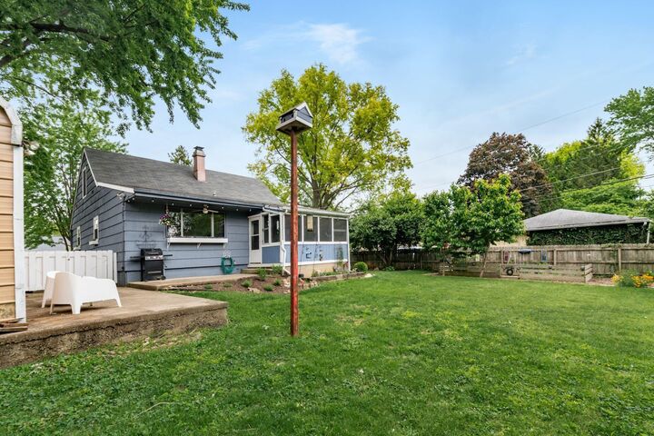 Property Photo:  375 Potawatomi Drive  OH 43081 