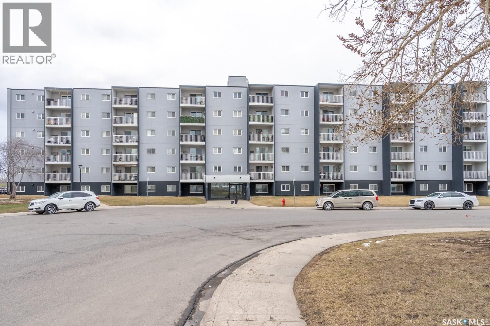 Property Photo:  504 20 Kleisinger Crescent  SK S4R 7M3 