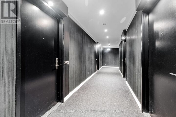 Property Photo:  20 Edward Street 2503  ON M5G 0C5 