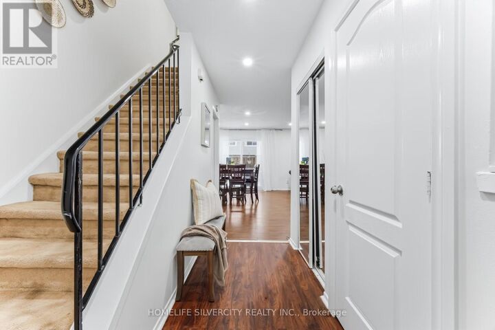 Property Photo:  45 Hansen Road 100  ON L6V 3C5 