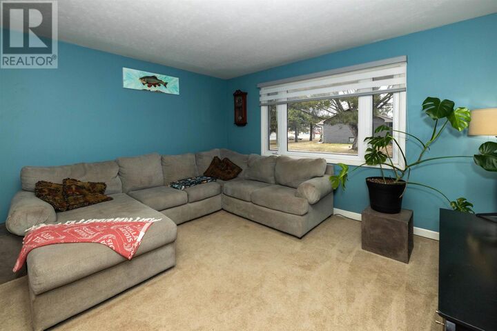 Property Photo:  2240 Rankin St  ON P7E 5Z9 