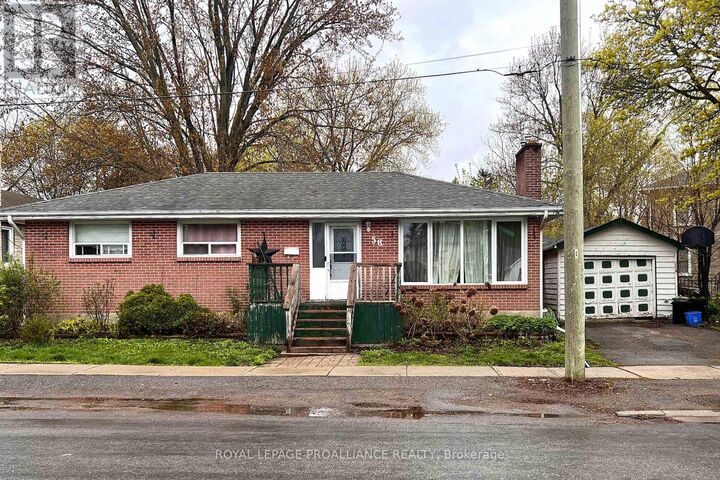 Property Photo:  58 Ponton Street  ON K8P 3T6 