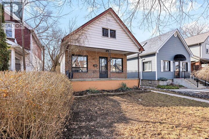 Property Photo:  1517 Gladstone Avenue  ON N8X 1Z3 