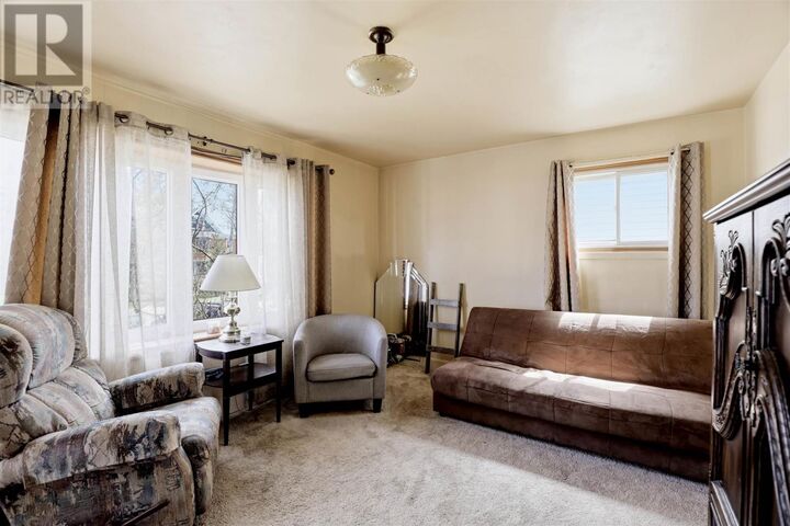 Property Photo:  189 Church St  ON P6A 3H7 
