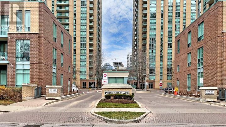 Property Photo:  28 Olive Avenue 802  ON M2N 7E6 