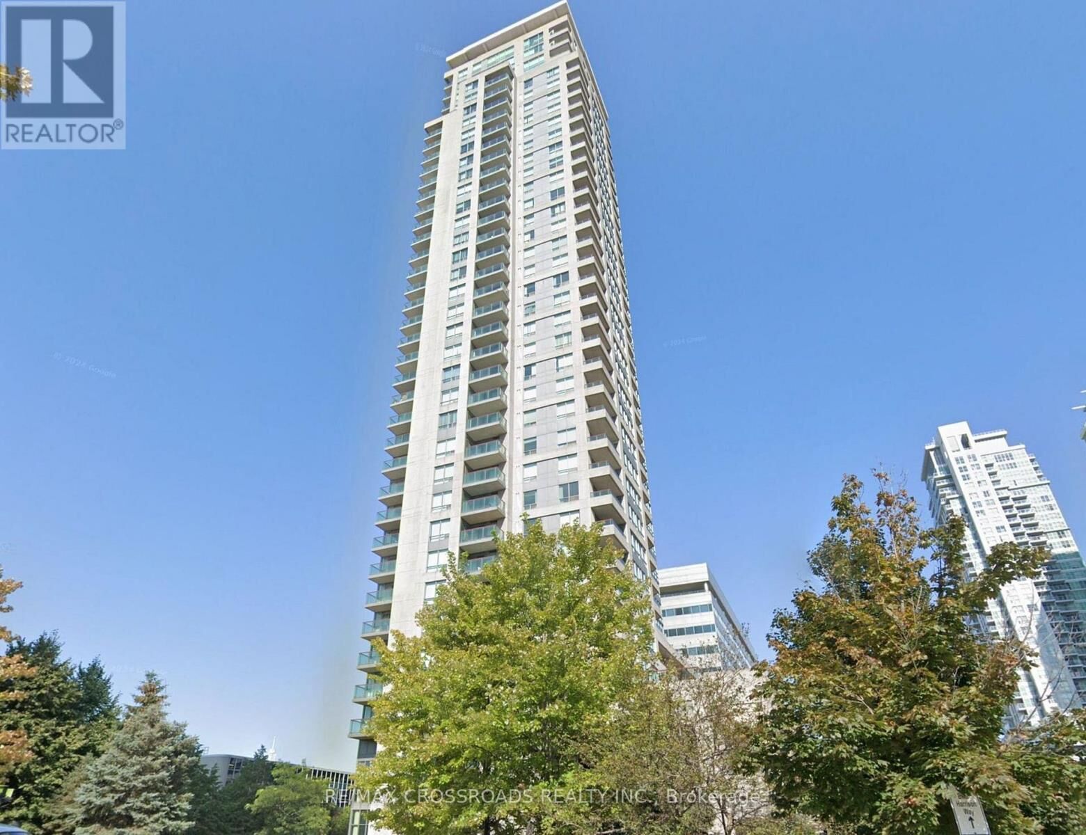 Property Photo:  60 Brian Harrison Way 1907  ON M1P 5J5 