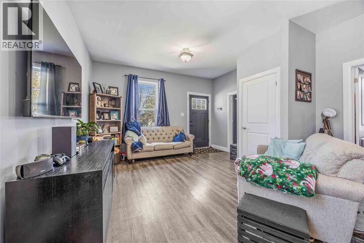 Property Photo:  347 Confederation Street  ON N7T 2A6 