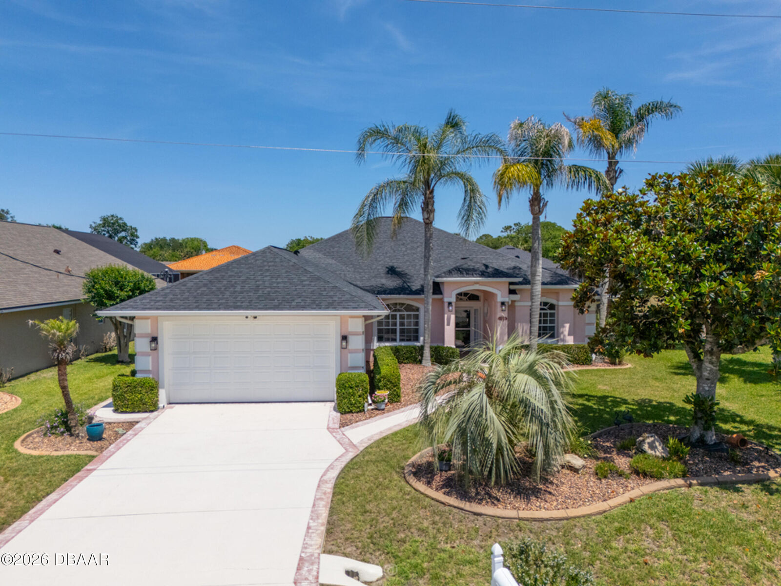 Property Photo:  10 Crabtree Court  FL 32137 