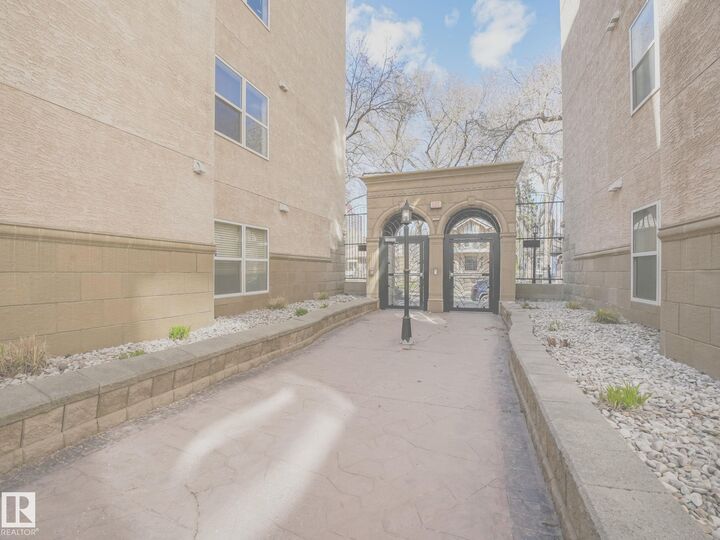 Property Photo:  11039 83 Avenue NW 112  AB T6G 2V6 