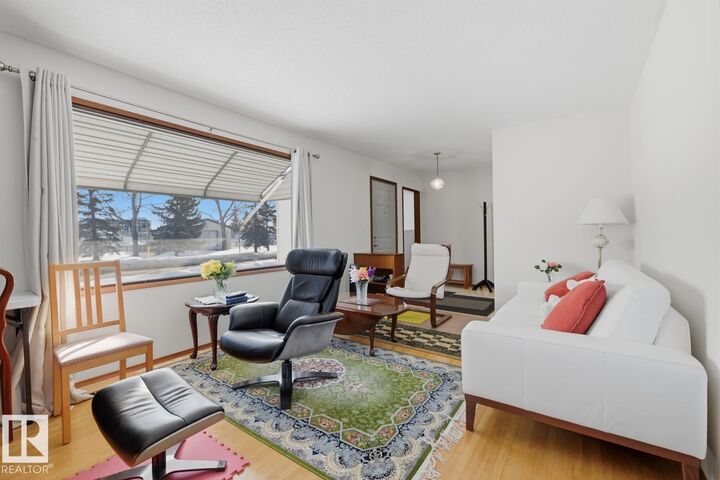 Property Photo:  7216 149A Avenue NW  AB T5C 2W3 